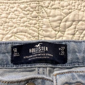 Hollister high rise vintage straight medium wash jeans